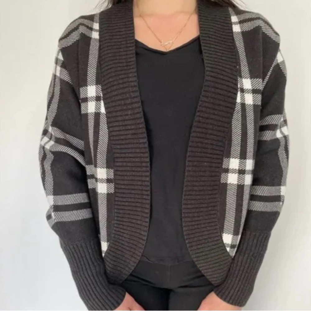 Cynthia Rowley Open Front Charcoal Black & White Plaid Cardigan Sweater, M NWOT